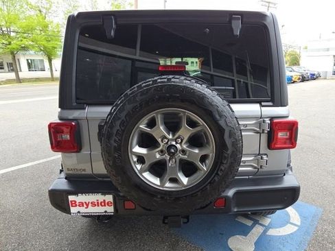 Used 2020 Jeep Wrangler Unlimited Sport image 33