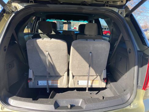 Used 2013 Ford Explorer XLT image 16