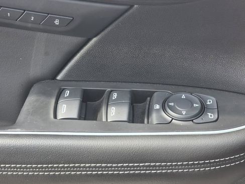 Used 2023 Buick Envision Avenir FWD image 23