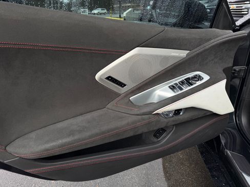 Used 2023 Chevrolet Corvette Stingray Premium Conv w/ Z51 Performance Package image 43