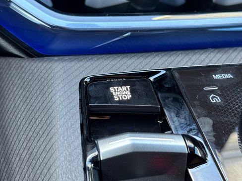 Used 2026 BMW X3 xDrive30 w/ Premium Package image 17