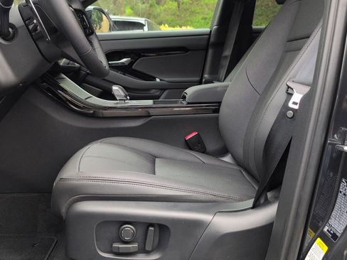 New 2026 Land Rover Range Rover Evoque Dynamic SE image 5