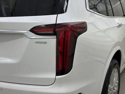 Certified 2023 Cadillac XT6 Premium Luxury image 16