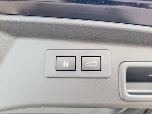 Certified 2026 Subaru Outback Limited AWD/4WD image 19