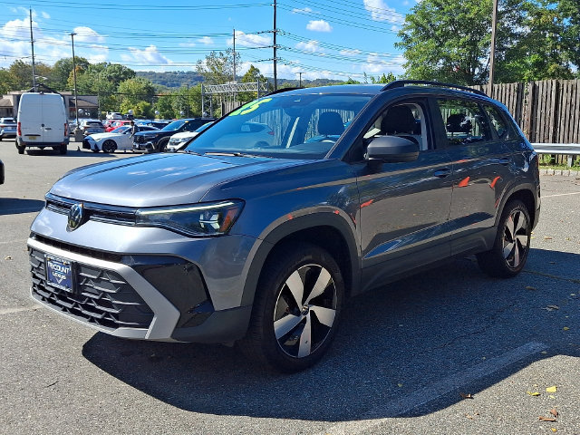 Used 2025 Volkswagen Taos S AWD/4WD image 3
