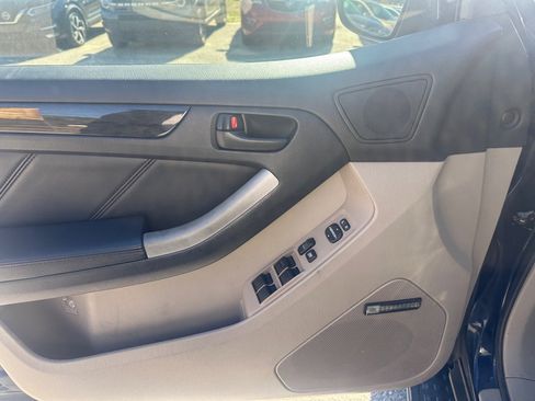 Used 2006 Toyota 4Runner Limited image 12