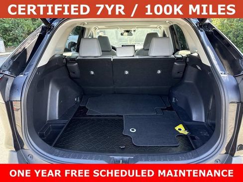 Used 2021 Toyota RAV4 XLE Premium AWD/4WD image 12