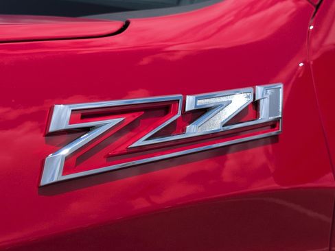 New 2026 Chevrolet Silverado 1500 LT w/ Z71 Off-Road Package AWD/4WD image 10