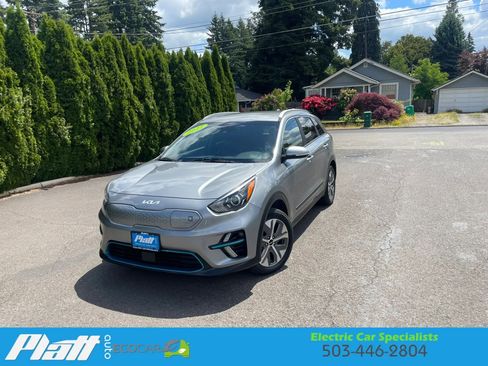 Used 2022 Kia Niro EX FWD image 2