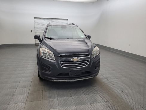 Used 2016 Chevrolet Trax LT w/ LT Convenience Package FWD image 14