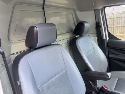 Used 2016 Ford Transit Connect XL image 7