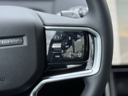 New 2026 Land Rover Discovery Sport Landmark AWD/4WD image 24