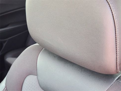 Used 2024 Chevrolet Trax LT image 16