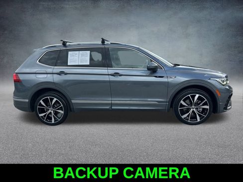 Used 2022 Volkswagen Tiguan SEL R-Line image 4