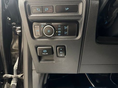 Used 2022 Ford F150 Lariat image 19