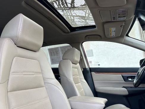 Used 2017 Honda CR-V Touring image 18