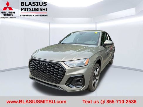 Used 2023 Audi Q5 2.0T Premium Plus w/ Premium Plus Package AWD/4WD image 3