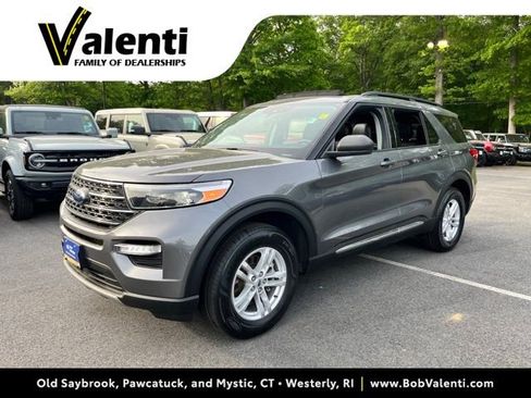 Used 2022 Ford Explorer XLT w/ Equipment Group 202A AWD/4WD image 1