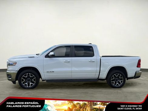 Used 2025 RAM 1500 Laramie AWD/4WD image 4