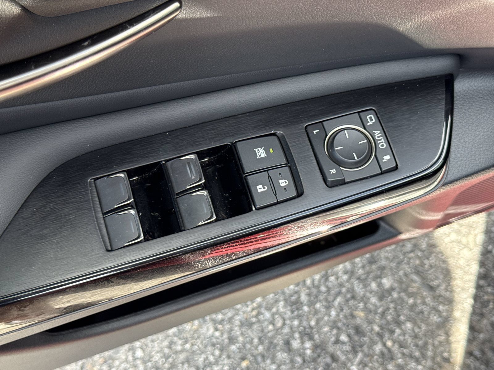 Used 2024 Lexus ES 350 F Sport FWD image 15