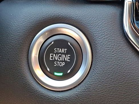 Used 2023 GMC Canyon Elevation w/ Elevation Premium Package image 17