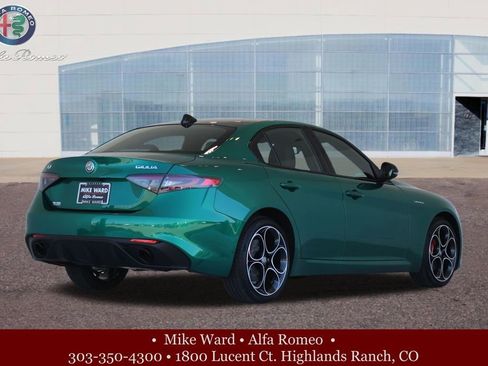 New 2025 Alfa Romeo Giulia AWD w/ Veloce Package AWD image 6