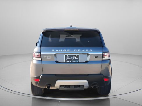Used 2017 Land Rover Range Rover Sport HSE image 4