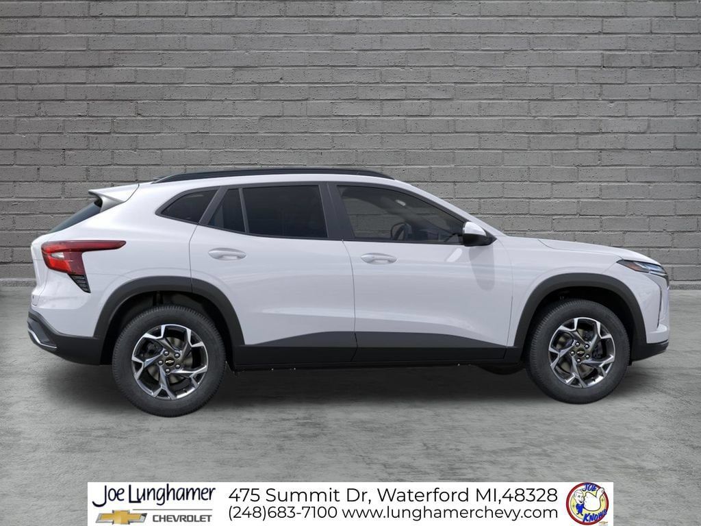 New 2026 Chevrolet Trax LT w/ Driver Confidence Package FWD image 6