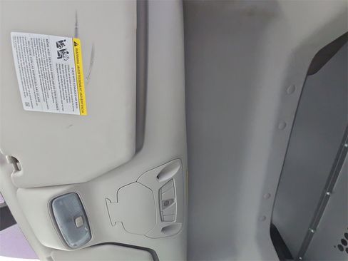 Used 2020 Ford Transit Connect XL image 13