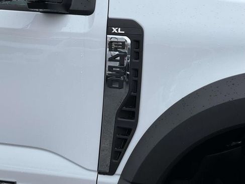 New 2026 Ford F450 XL image 2