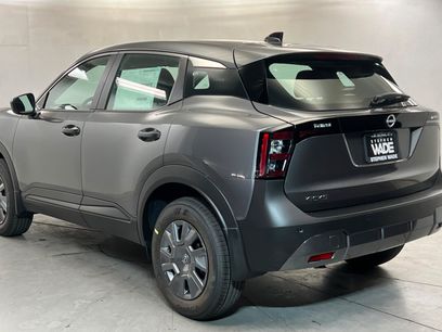 New 2026 Nissan Kicks S