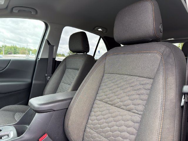 Used 2020 Chevrolet Equinox LT w/ Driver Convenience Package FWD image 14