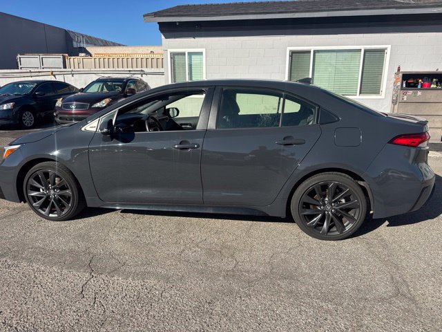 Used 2025 Toyota Corolla SE FWD image 8
