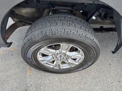 Used 2015 Ford F150 XLT w/ Equipment Group 301A Mid AWD/4WD image 9