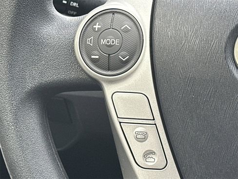 Used 2014 Toyota Prius Two image 24