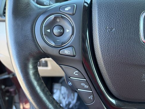 Used 2020 Honda Ridgeline RTL-E image 14