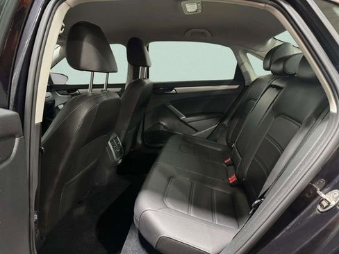 Used 2020 Volkswagen Passat 2.0T SE image 27