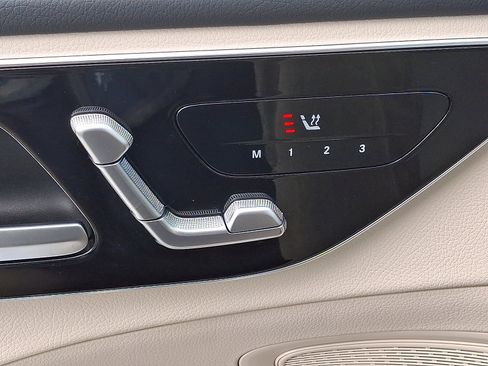 Certified 2025 Mercedes-Benz C 300 image 22