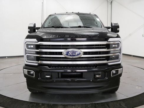 Used 2024 Ford F250 Limited w/ FX4 Off-Road Package AWD/4WD image 2