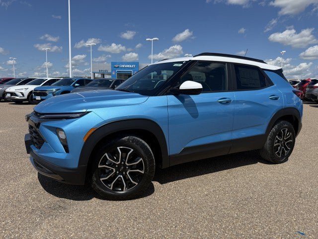 New 2026 Chevrolet TrailBlazer ACTIV FWD image 2