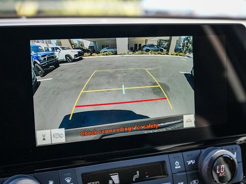 Used 2025 Toyota Grand Highlander FWD image 22
