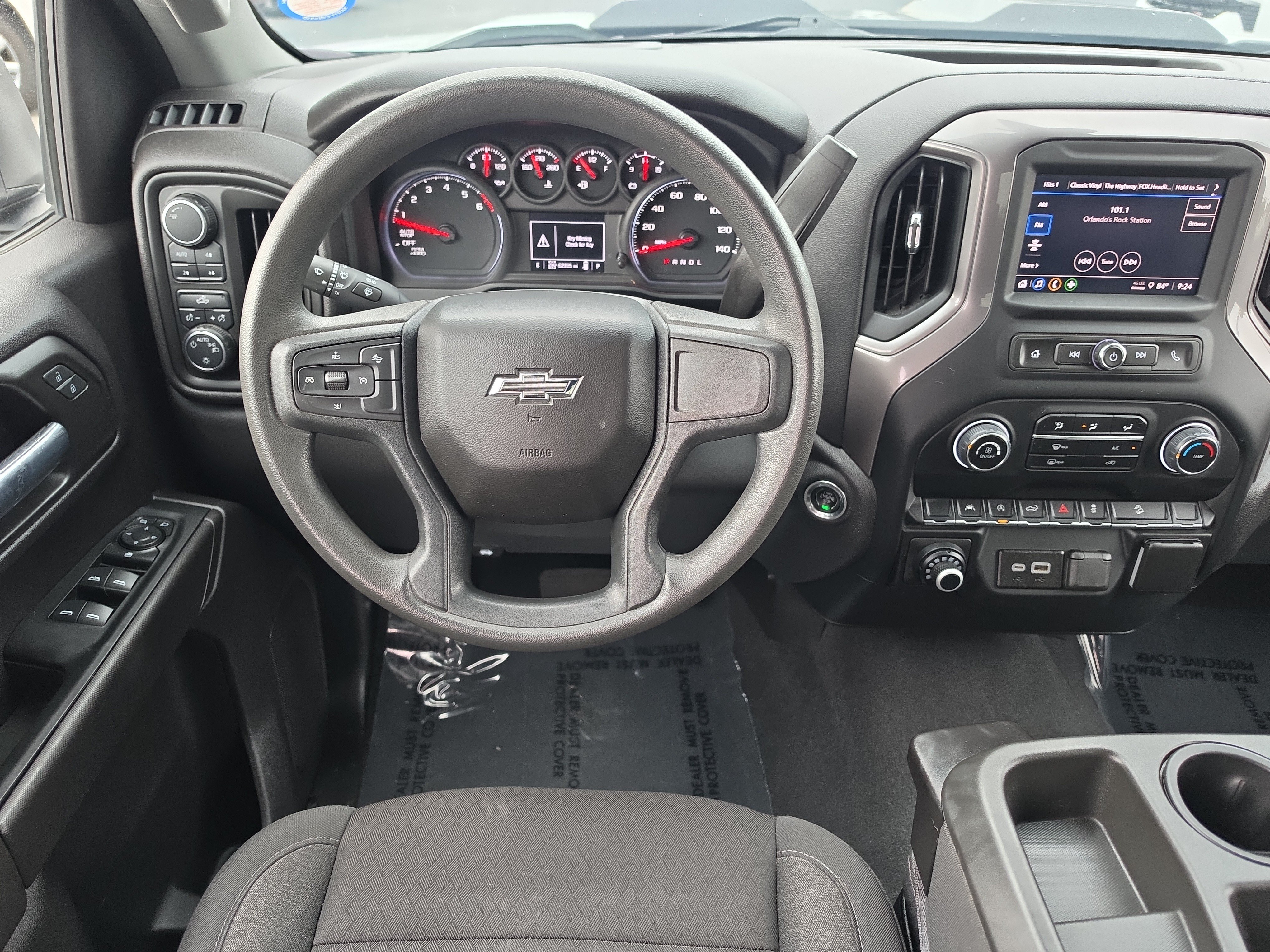 Used 2023 Chevrolet Silverado 1500 Custom Trail Boss w/ LPO, Dark Essentials Package AWD/4WD image 9