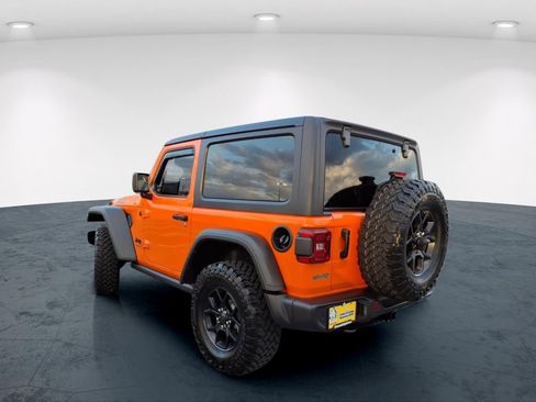 Used 2025 Jeep Wrangler Sport image 11