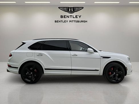Used 2023 Bentley Bentayga Extended Wheelbase image 5