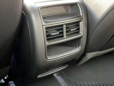 Certified 2022 Cadillac XT5 Premium Luxury w/ LPO, Floor Liner Package image 28