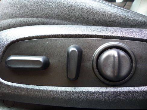 Used 2020 Chevrolet Blazer LT w/ Sound & Technology Package image 24