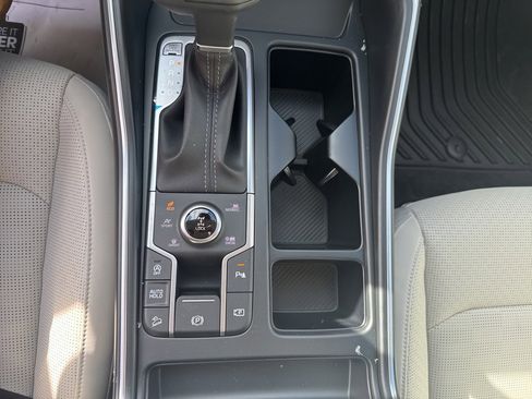 New 2025 Kia Sorento S image 19