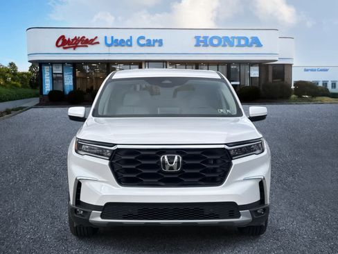 Certified 2025 Honda Pilot EX-L image 8