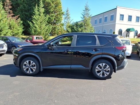 Used 2023 Nissan Rogue SV image 22