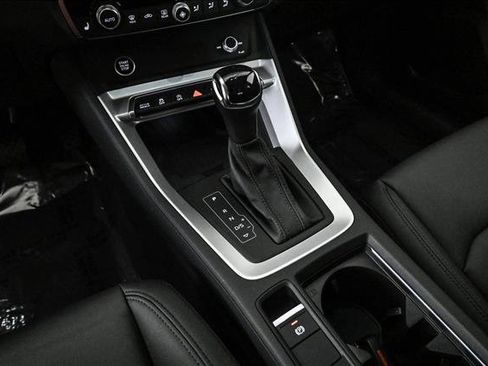 Certified 2025 Audi Q3 2.0T Premium w/ Convenience Package image 12